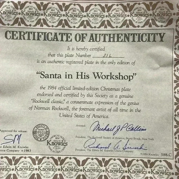 Holiday plate. 1984. Santa in his workshop. - Picture 4 of 8